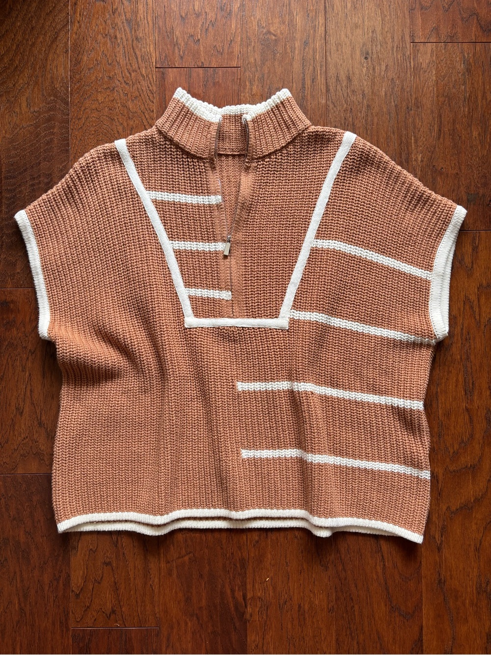 Camel Sleeveless Half Zip Sweater Vest | Size L | White Stripe Mock Neck Knit
